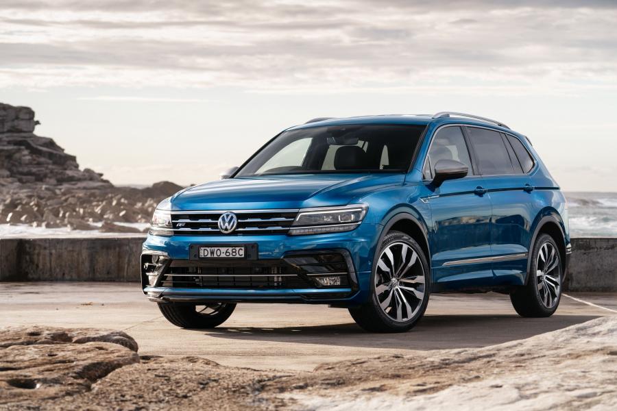  Volkswagen Tiguan Allspace R-Line 2018 года  (AU) (фото 1 из 40)